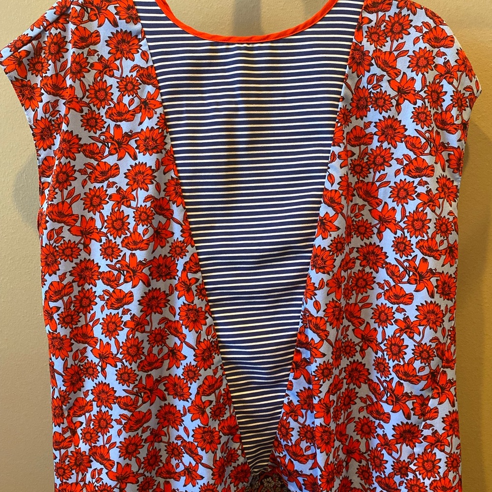 FLORAL WOMEN’S BLOUSE